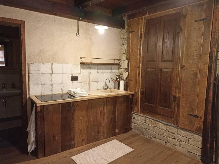 Ca' De Baci' Du Mattu Villa Mendatica Екстериор снимка